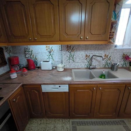 شقة Διαμερισμα 77Τ.Μ أسبرطة المظهر الخارجي الصورة